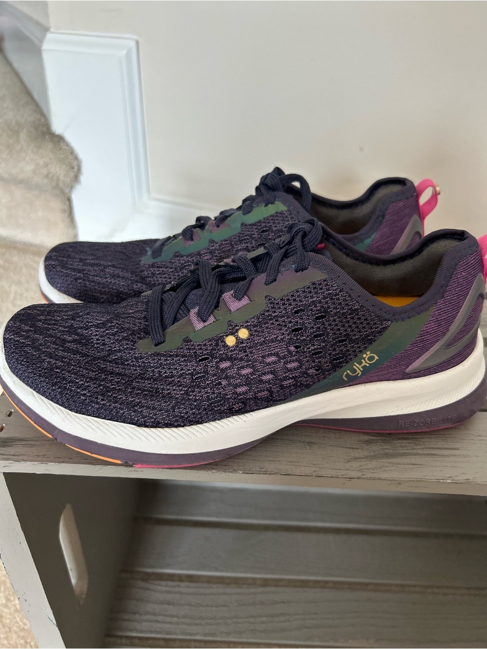 Ryka Women’s Dauntless Cross Training Sneakers Size 6 EUC